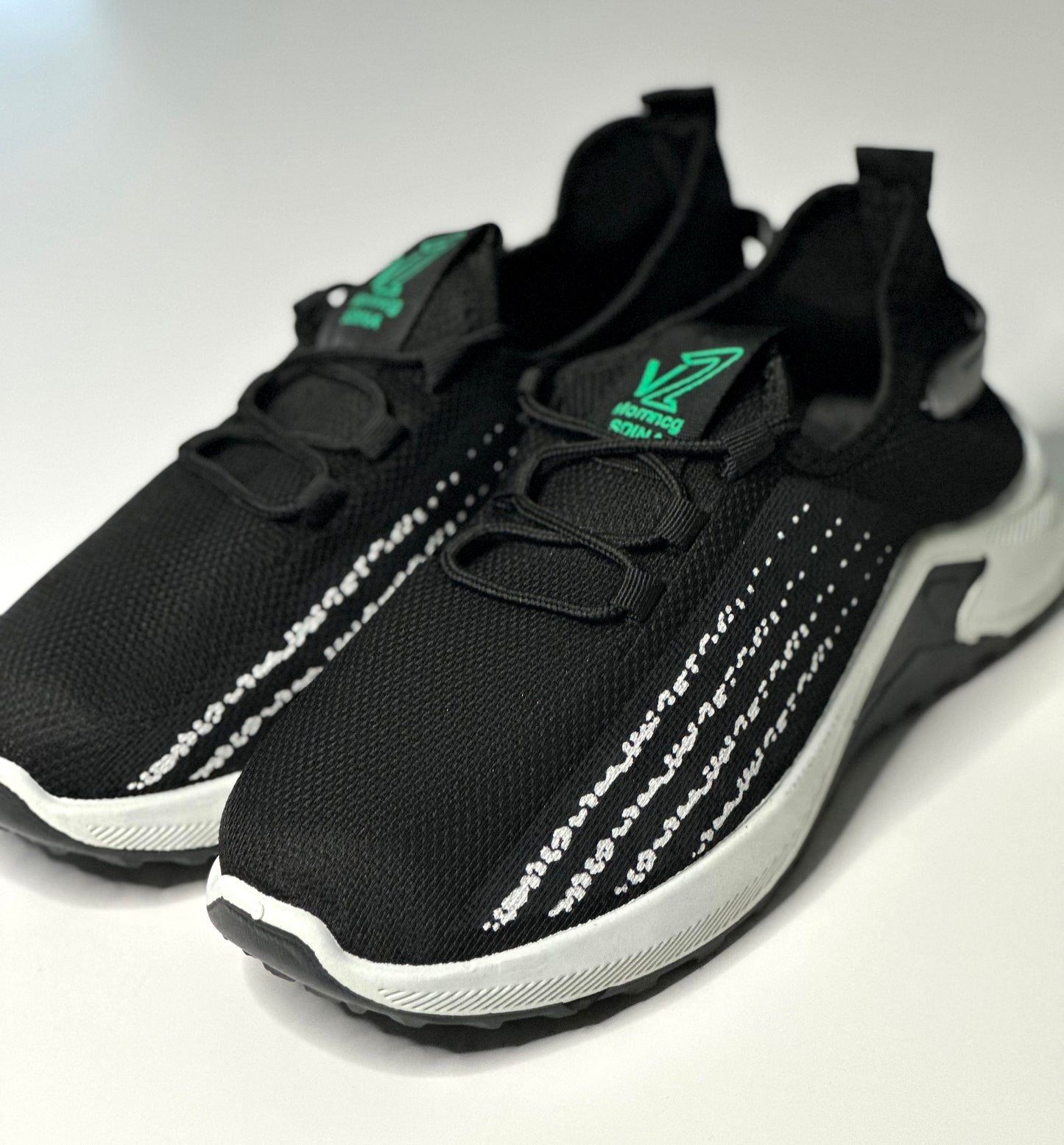 Walking Casual Outdoor Black Shoes Lightweight Sneakers