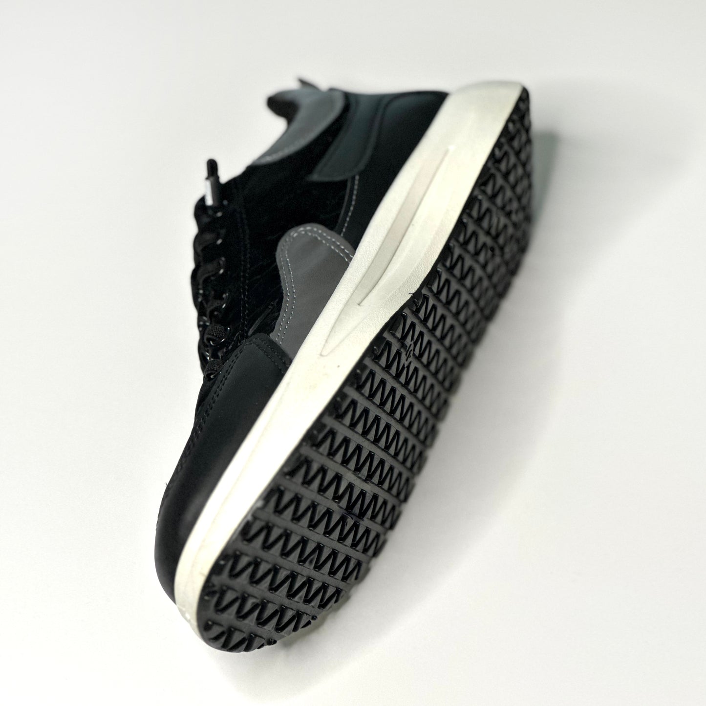 Men's Walking Casual Outdoor Black Shoes Workout Cross Sneakers