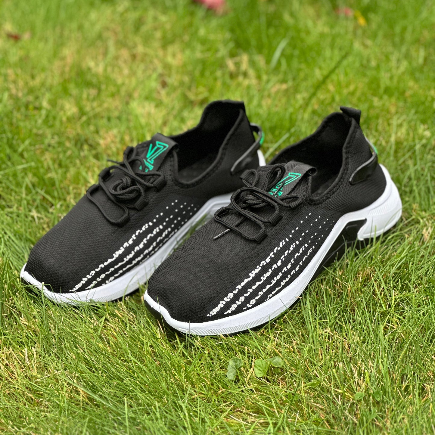 Walking Casual Outdoor Black Shoes Lightweight Sneakers