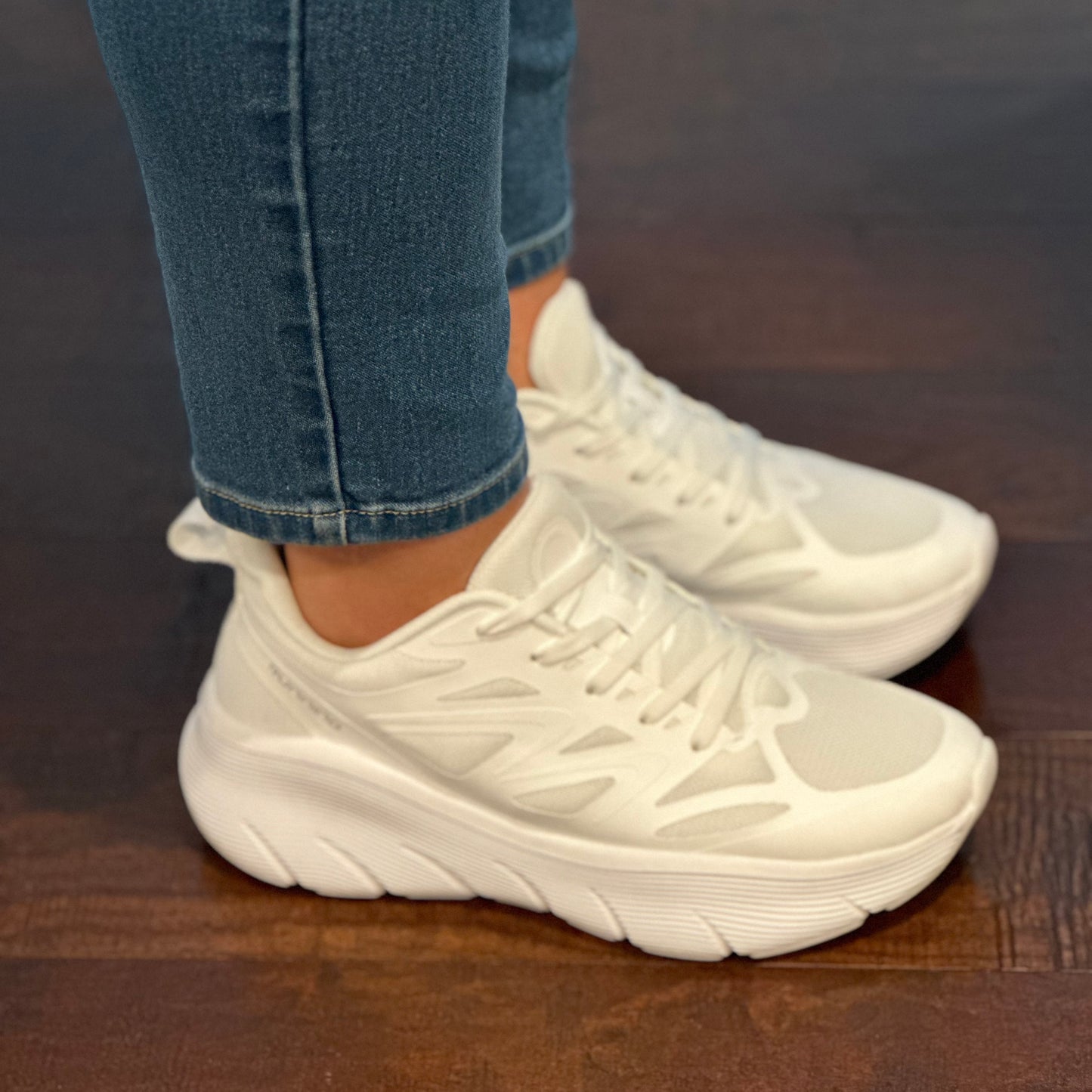 Running Outdoor women's white Shoes Lightweight Sneakers